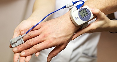 Man wearing a moniter